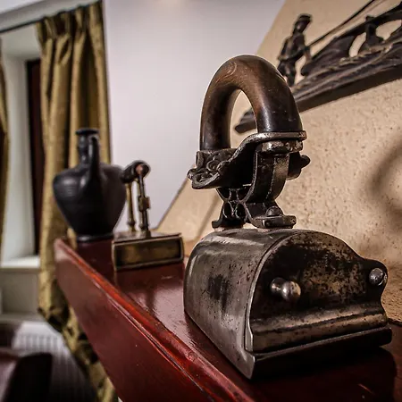 Heritage & Estate Raznjevica Dvori Ad 1307 Hotel Polaca