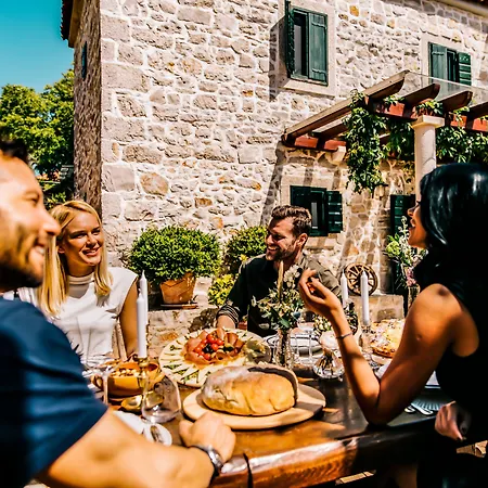 Szálloda Heritage & Estate Raznjevica Dvori Ad 1307 Polača