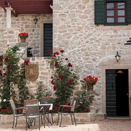 Heritage & Estate Raznjevica Dvori Ad 1307 5*