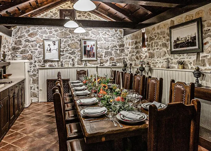 Heritage & Estate Raznjevica Dvori Ad 1307 5* Polaca