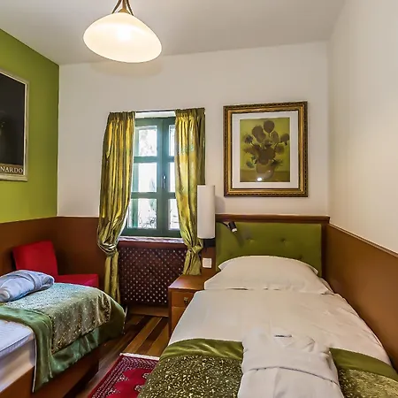 Hotel Heritage & Estate Raznjevica Dvori Ad 1307
