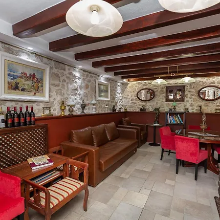 Heritage & Estate Raznjevica Dvori Ad 1307 5*