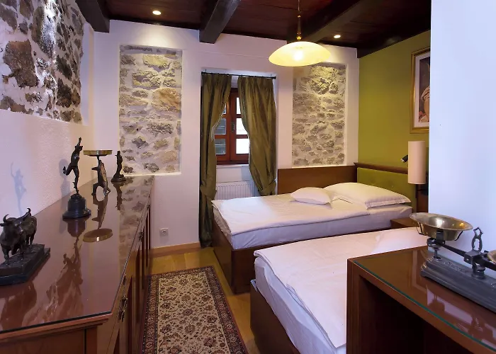 Heritage & Estate Raznjevica Dvori Ad 1307 Hotel Polaca